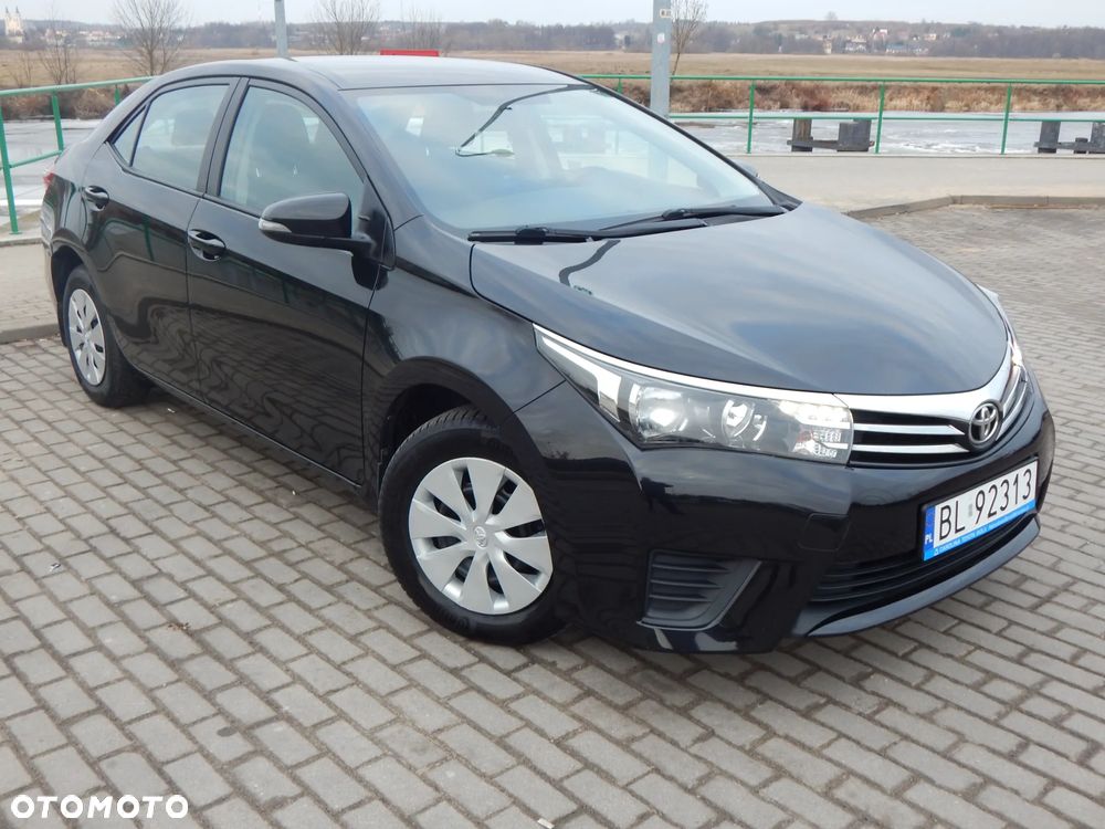 Toyota Corolla 1.6 Luna - 1
