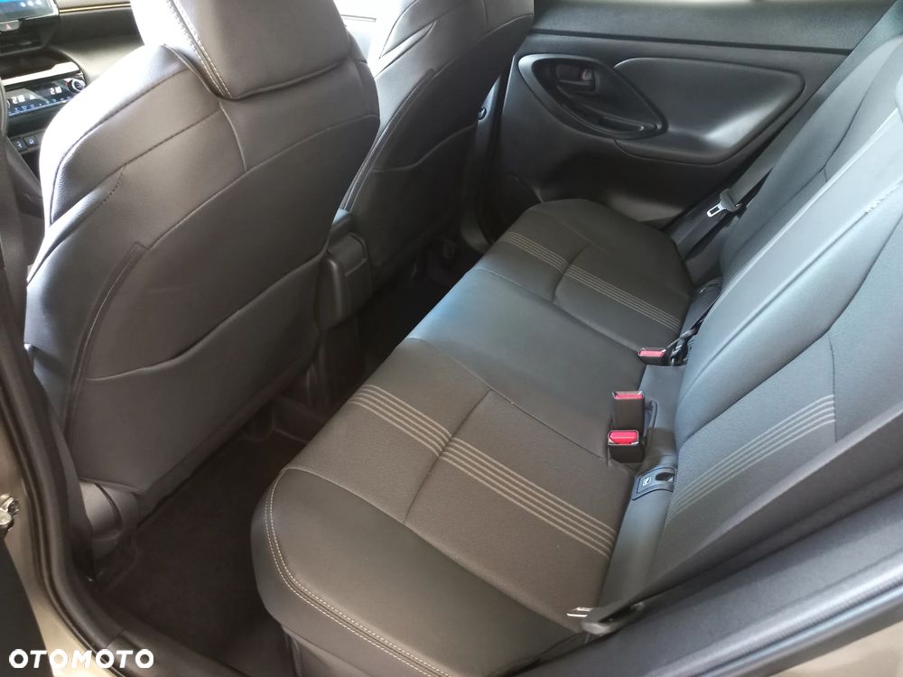 Toyota Yaris Cross Hybrid 1.5 Adventure 4x4 - 13