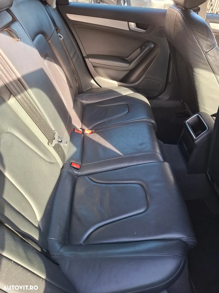 Audi A4 2.0 TDI DPF Attraction - 12