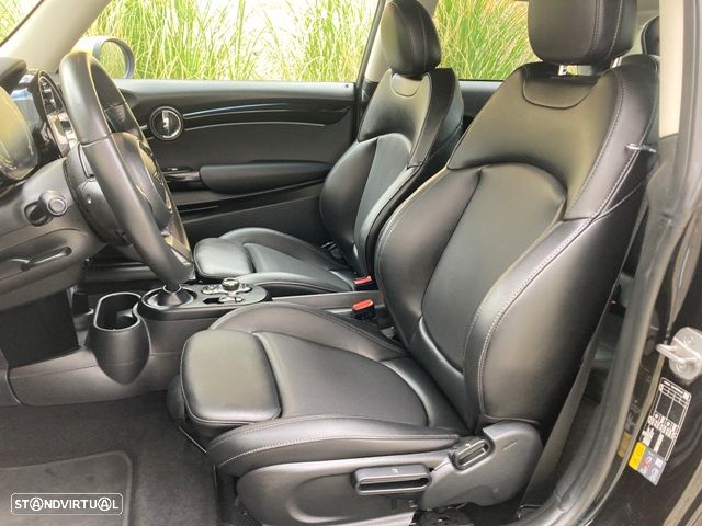 MINI 3 Portas Cooper SE S - 31