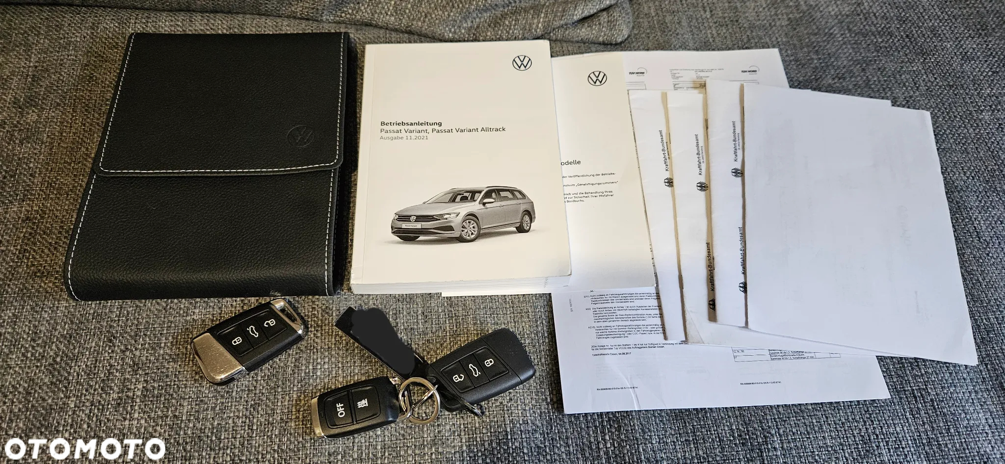 Volkswagen Passat Variant 2.0 TDI SCR DSG 4Motion Elegance - 39