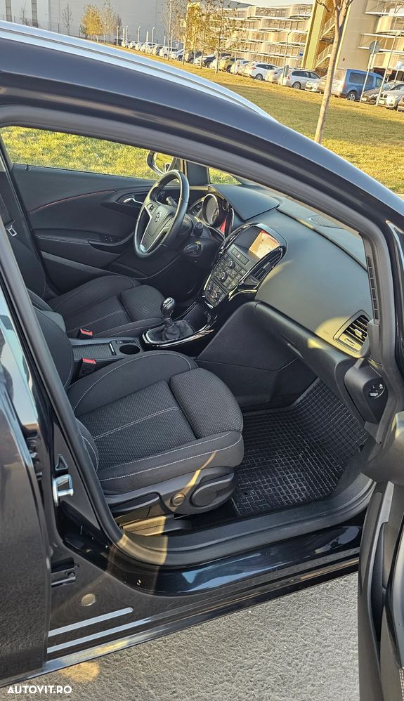 Opel Astra 1.6 CDTI DPF ecoFLEX TourerStart/Stop Selection - 10