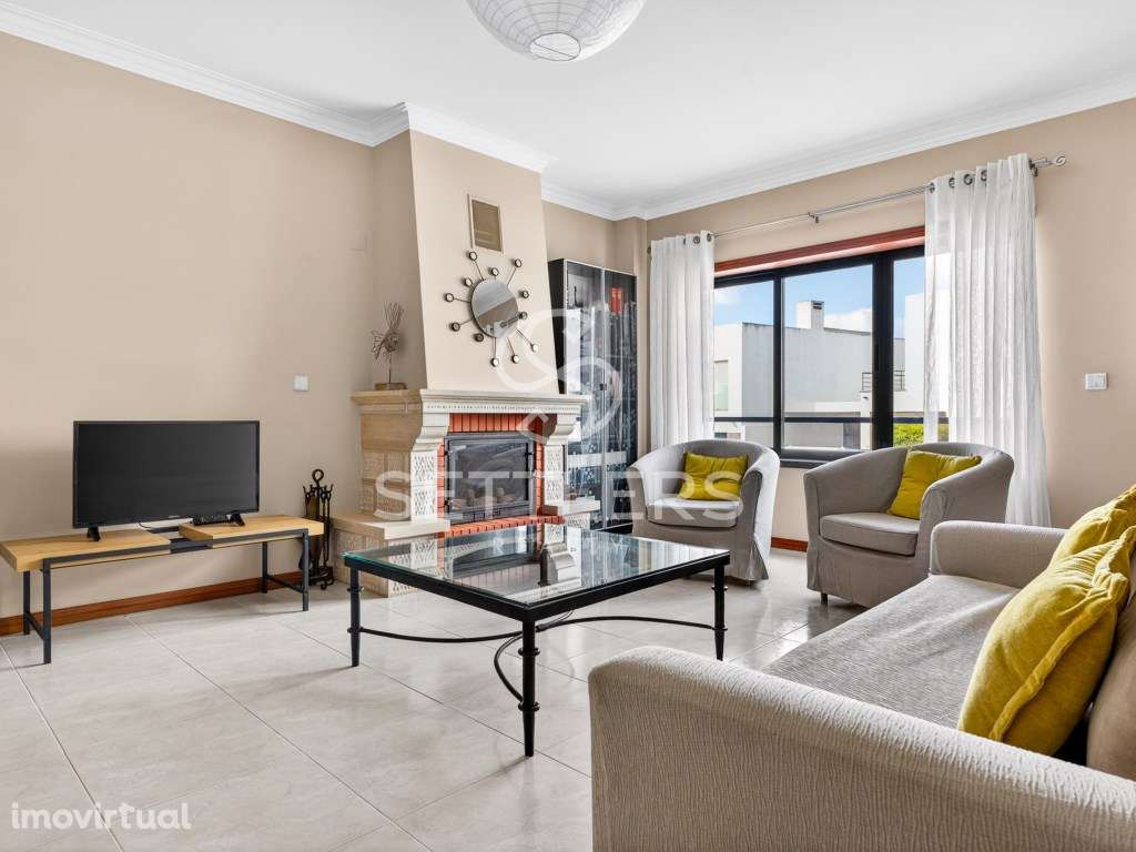 Apartamento T2 com terraço - Manique de baixo - Grande imagem: 2/18