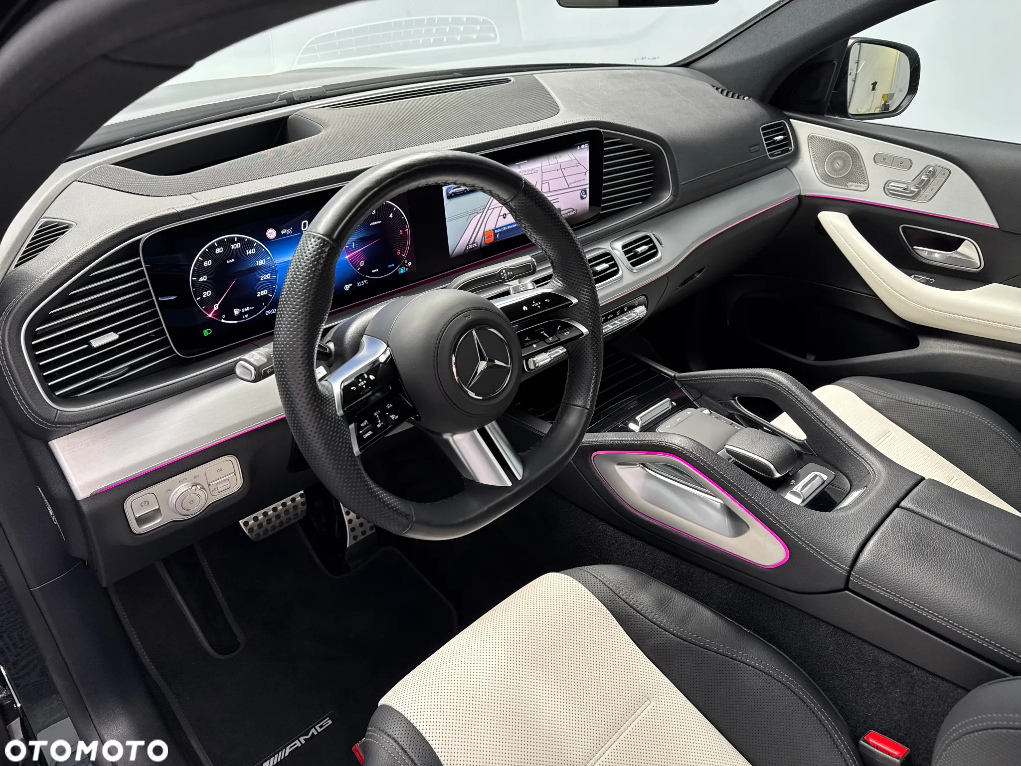 Mercedes-Benz GLE - 13