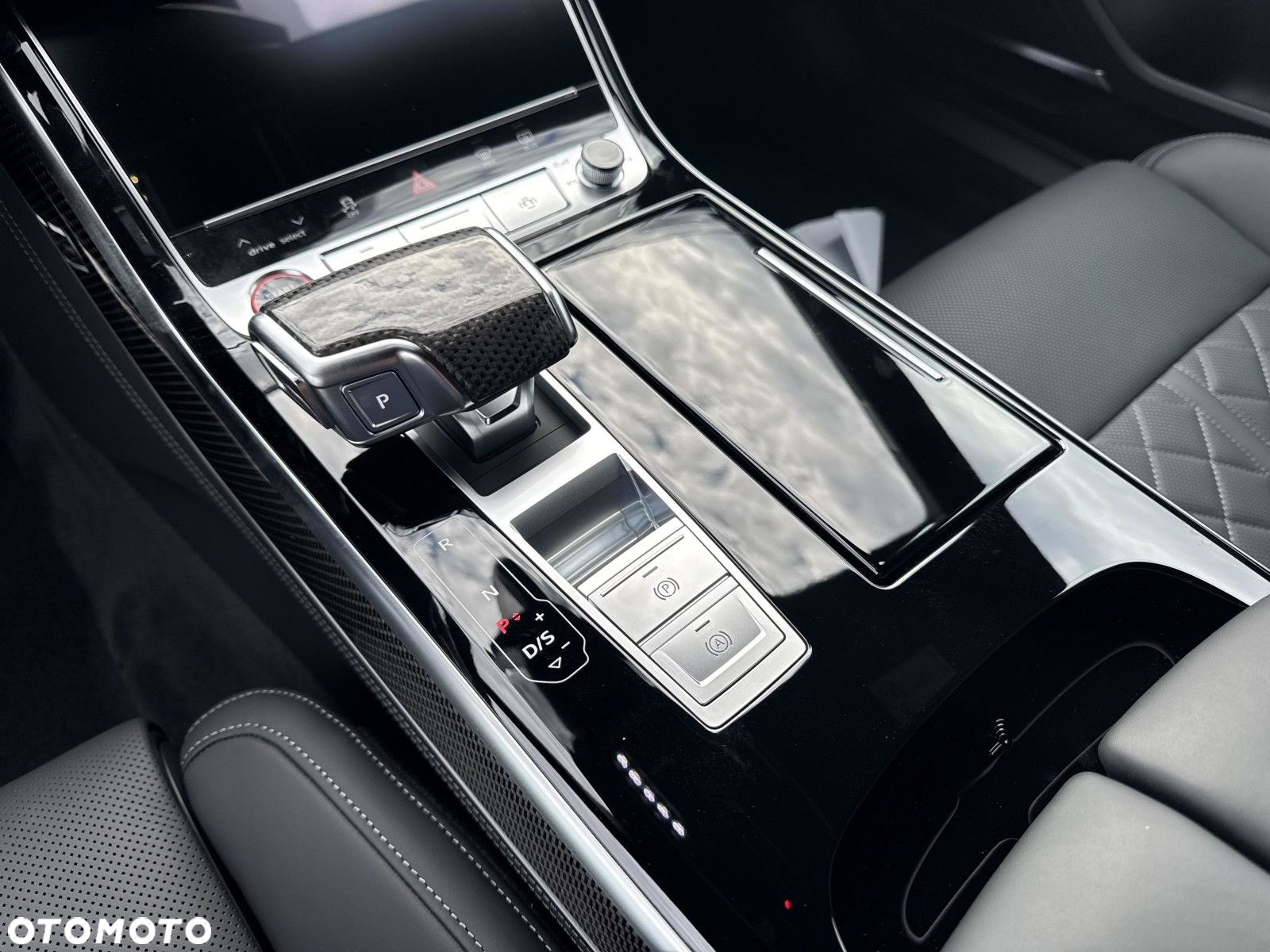 Audi S8 - 22