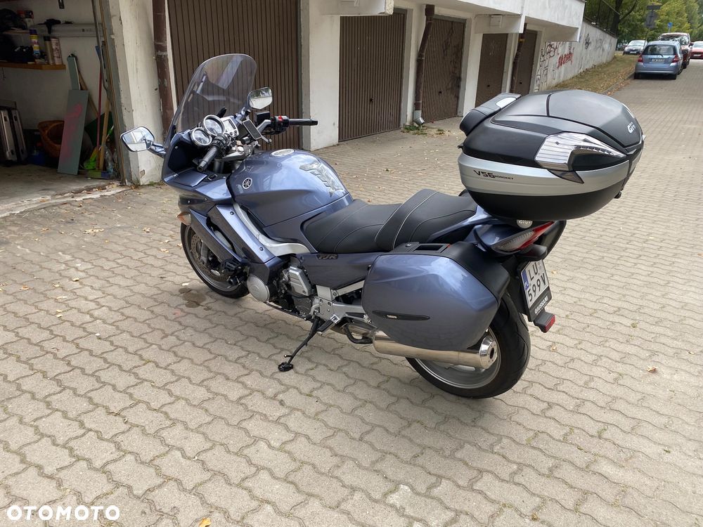 Yamaha FJR - 9