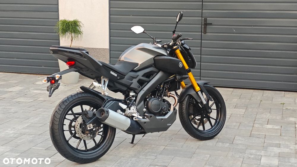 Yamaha MT - 4