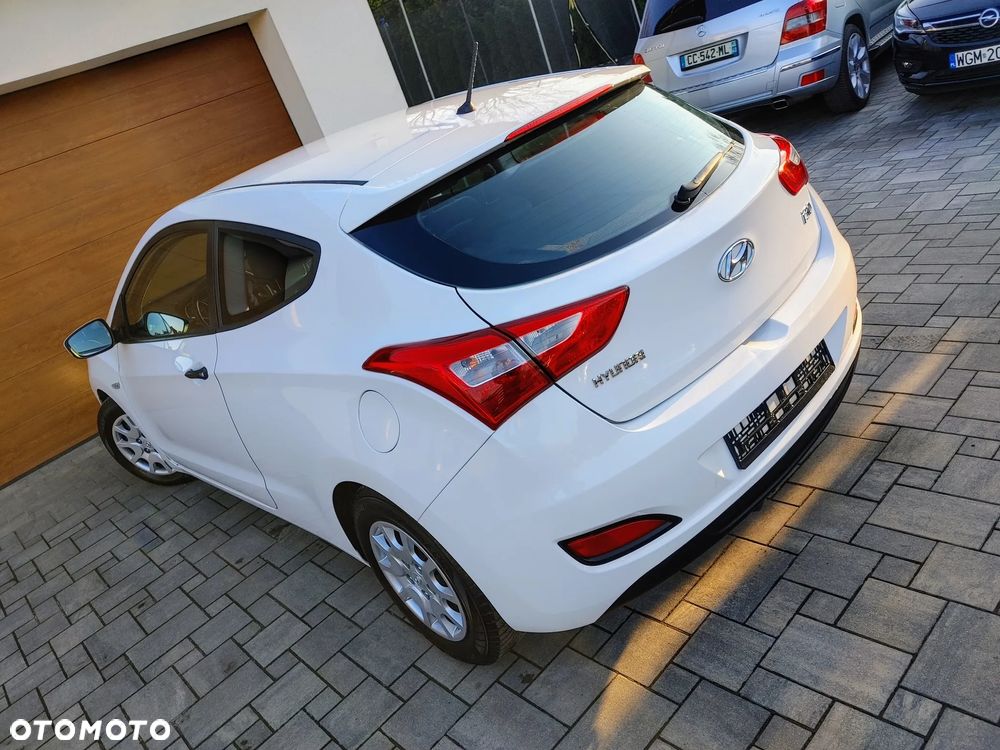 Hyundai i30 1.4 Classic - 32