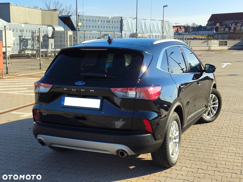 Ford Kuga 2.0 EcoBlue 4x4 TITANIUM X - 3