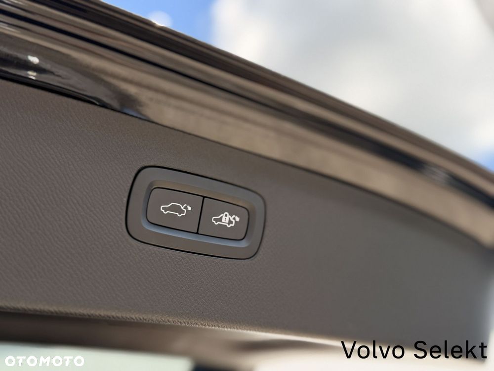Volvo XC 90 - 34