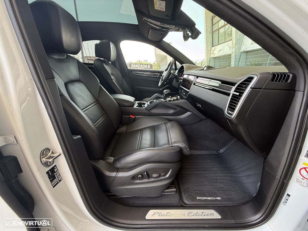 Porsche Cayenne Coupé S Platinum Edition - 20