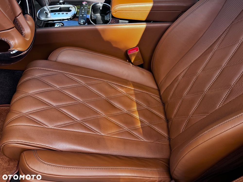 Bentley Flying Spur W12 - 14