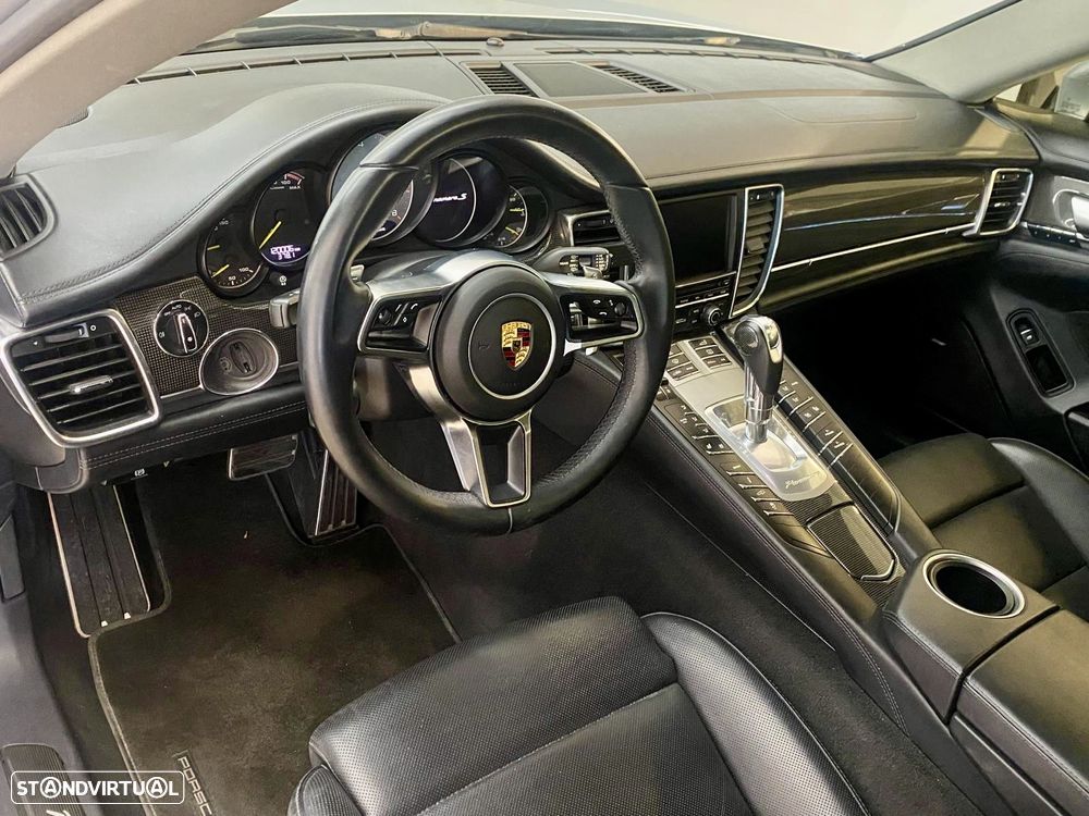 Porsche Panamera S Hybrid J19 - 10