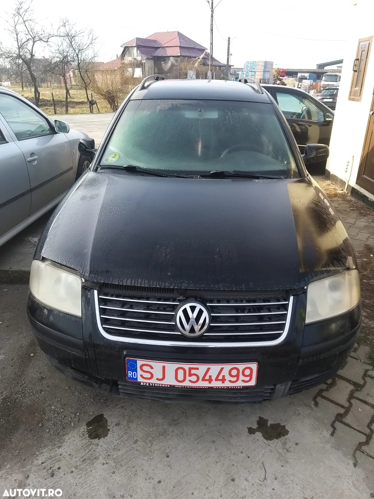 Dezmembram Volkswagen Passat 1.9 TDI, cod motor: AWX din 2004 - 2