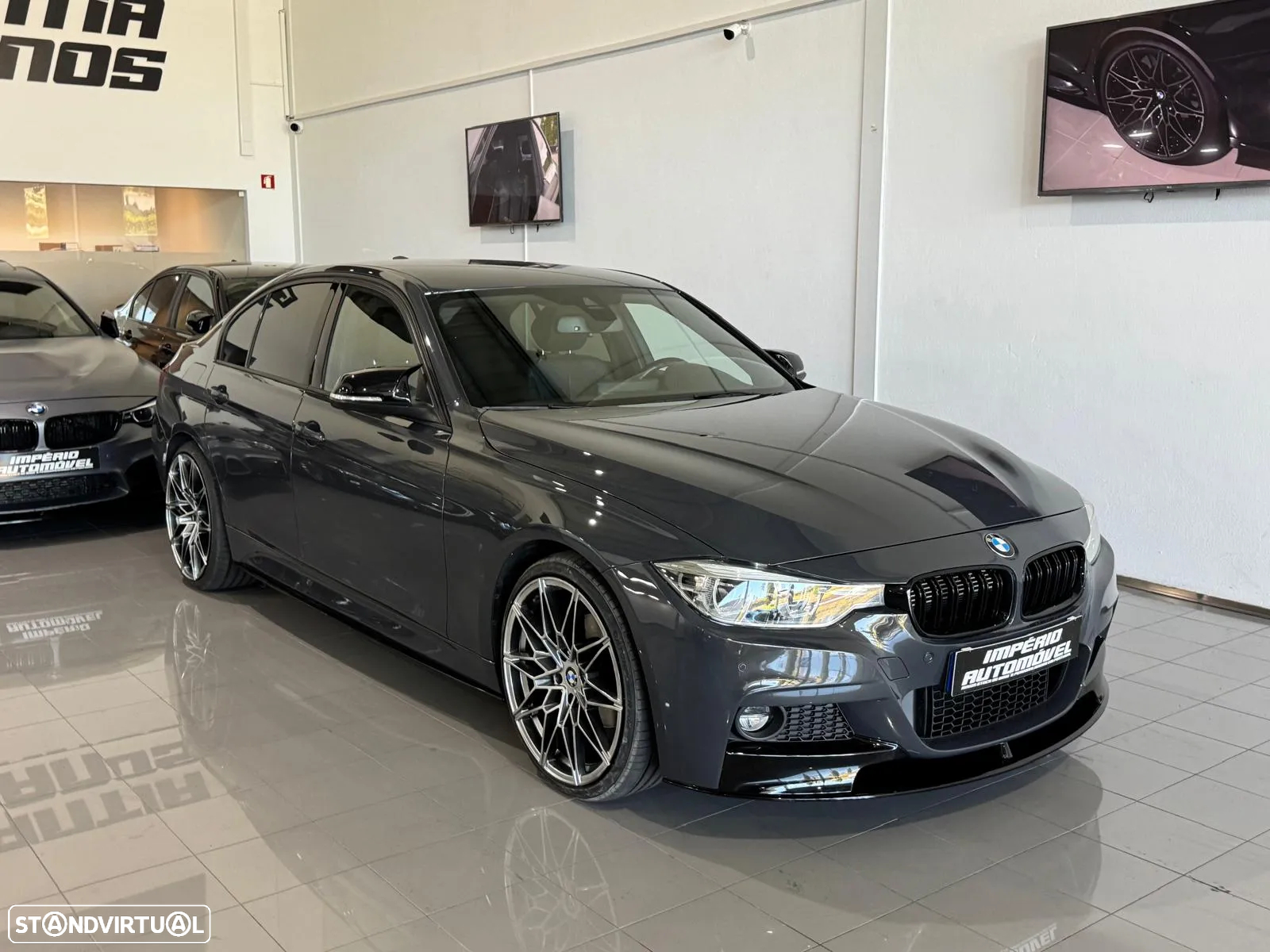 BMW 330 e iPerformance Pack M - 2