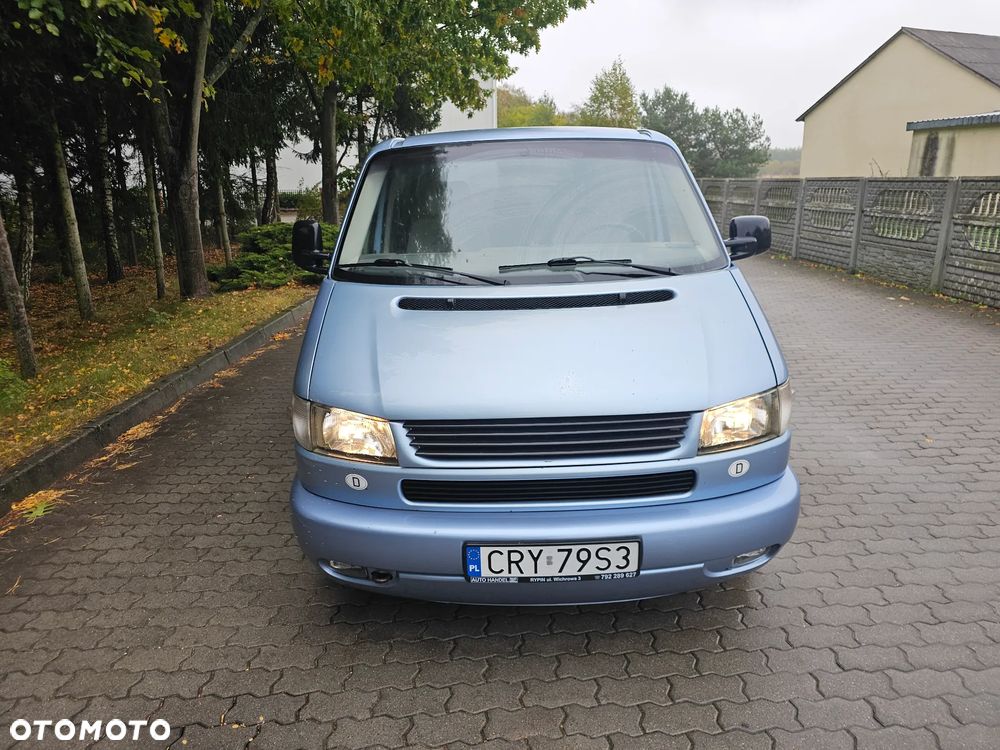 Volkswagen Caravelle - 5