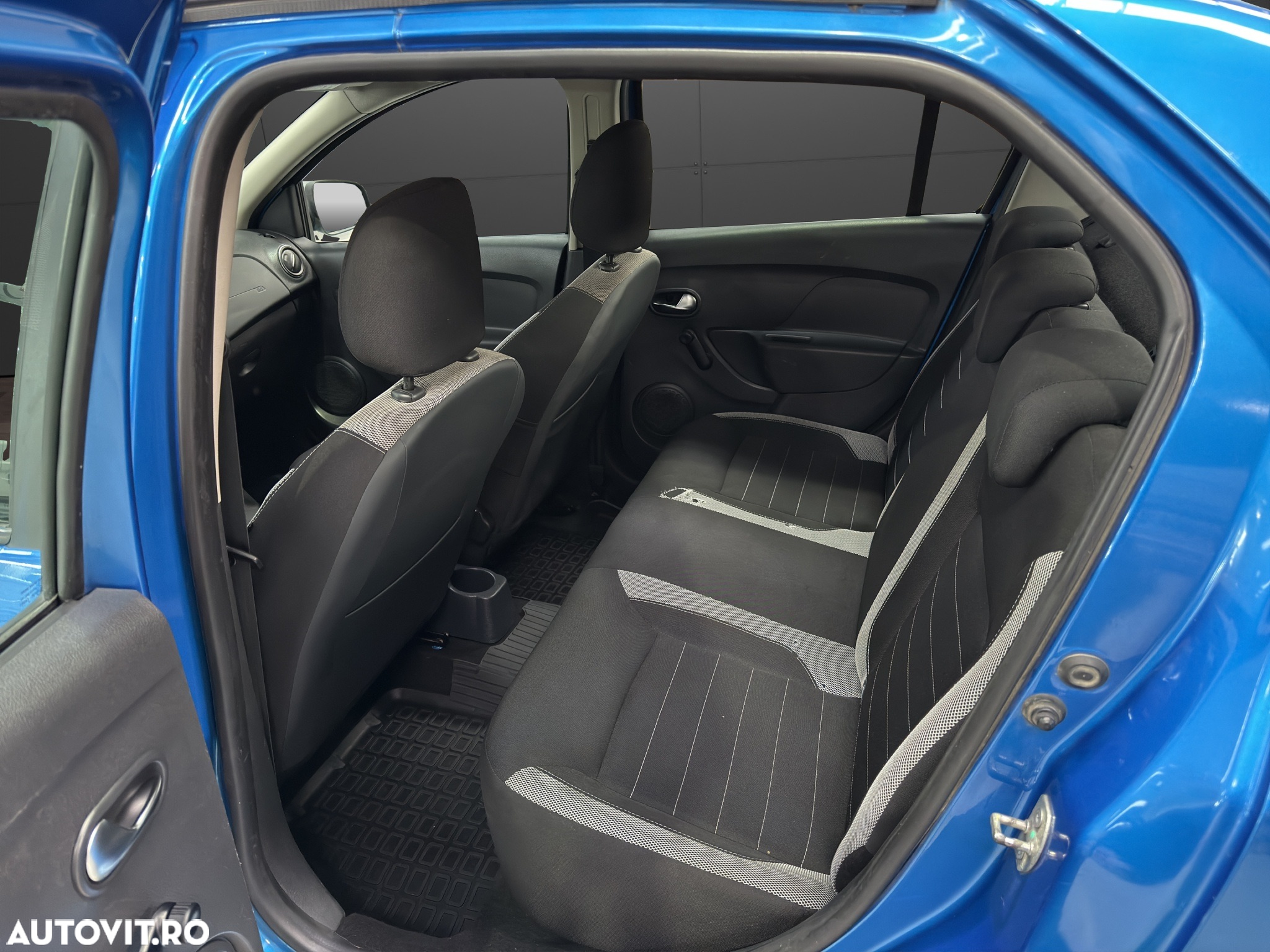 Dacia Logan 1.5 DCI Prestige - 13