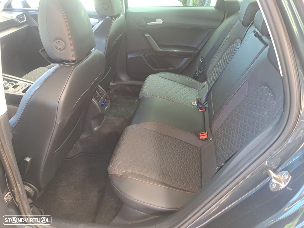 SEAT Leon ST 1.4 e-Hybrid Xcellence DSG - 4