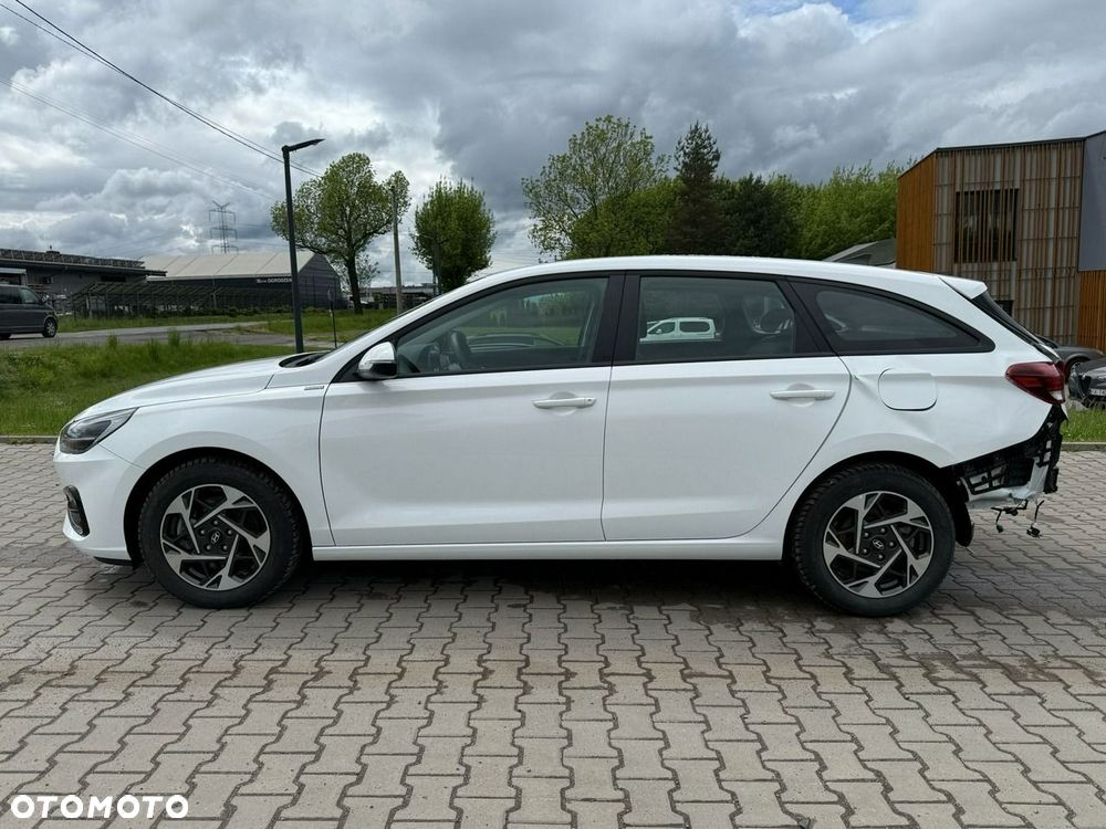 Hyundai i30 1.5 T-GDI 48V Smart - 3
