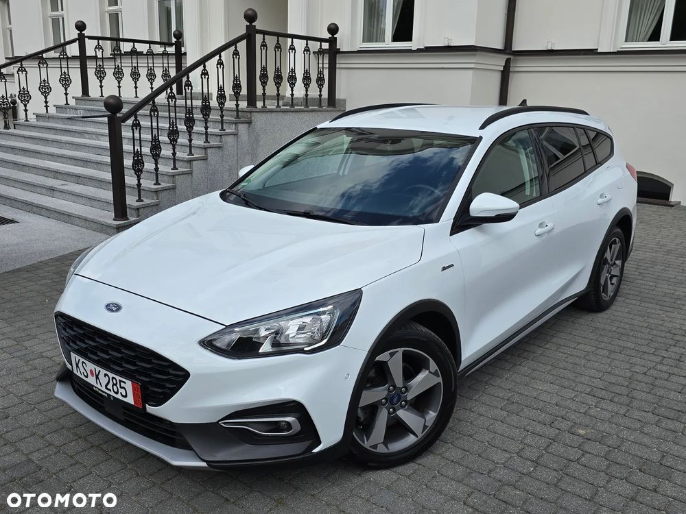 Ford Focus 1.5 TDCi Titanium ASS PowerShift - 1