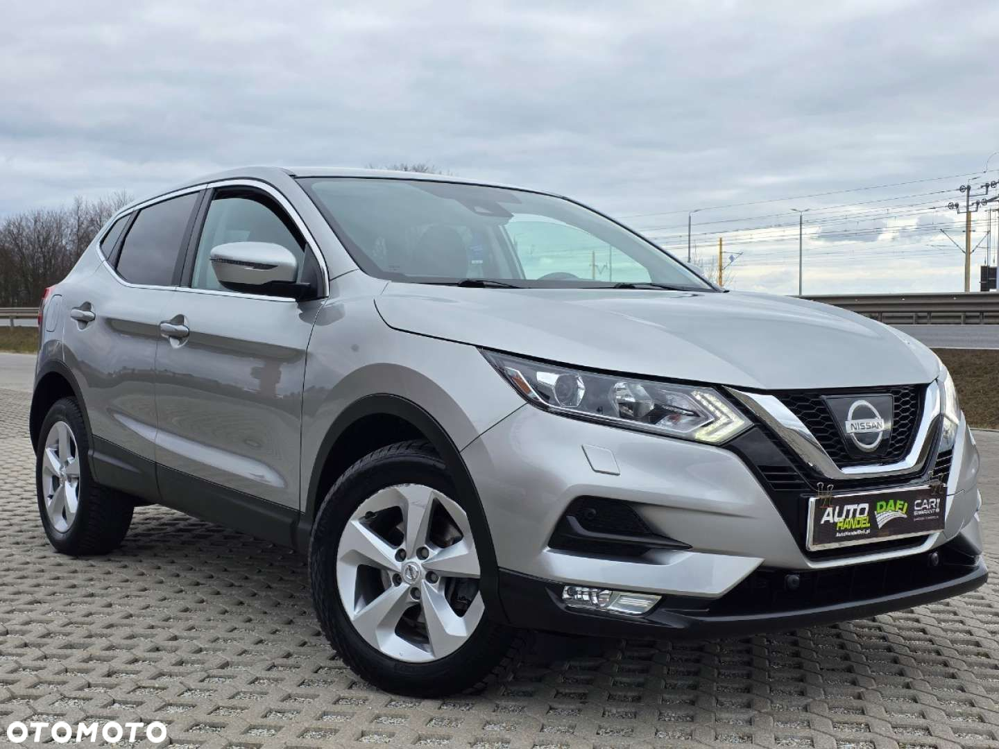Nissan Qashqai - 2