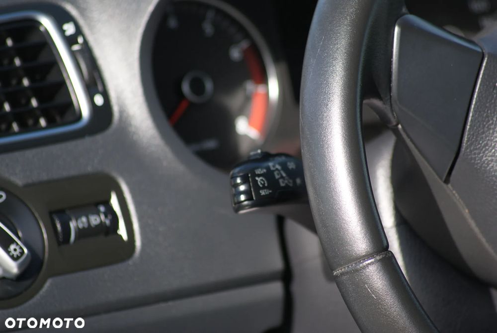Volkswagen Polo 1.2 Style - 6