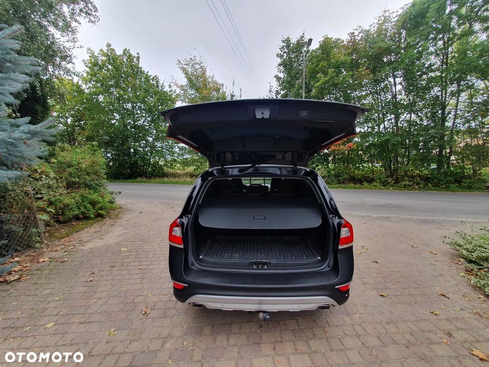 Volvo XC 70 D5 AWD Dynamic Summum - 8