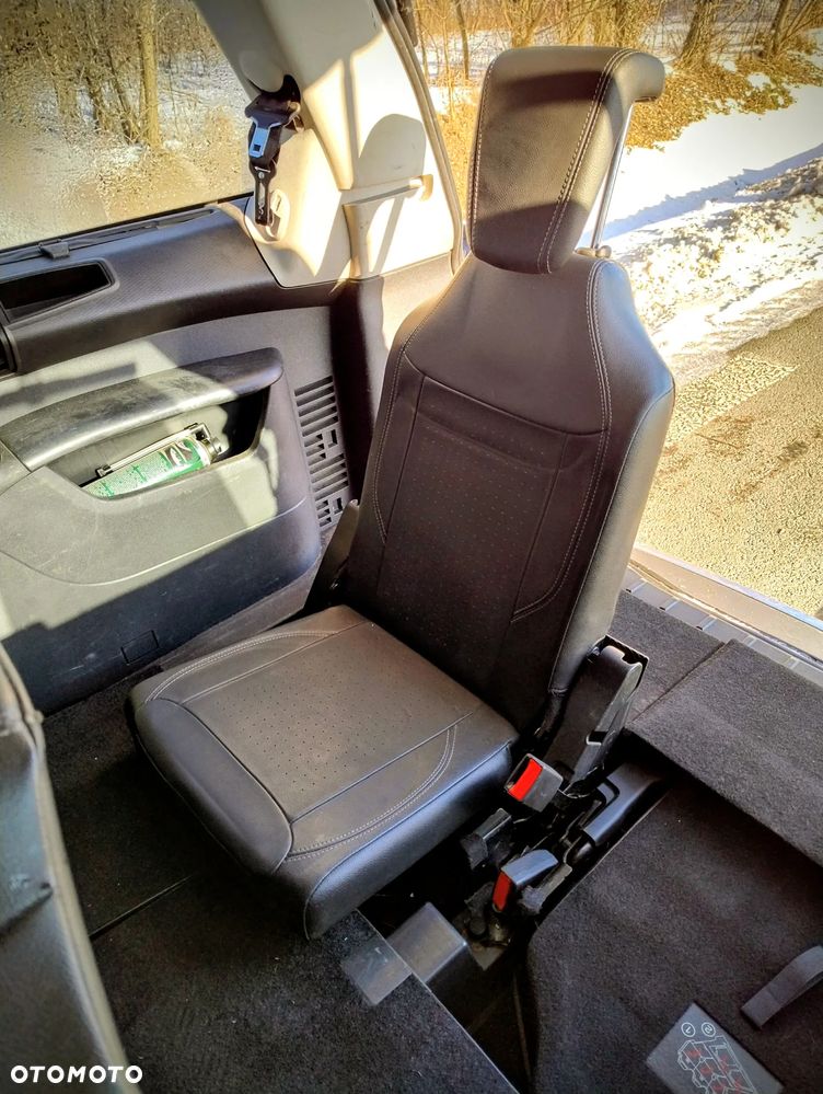 Citroën C4 Grand Picasso - 11