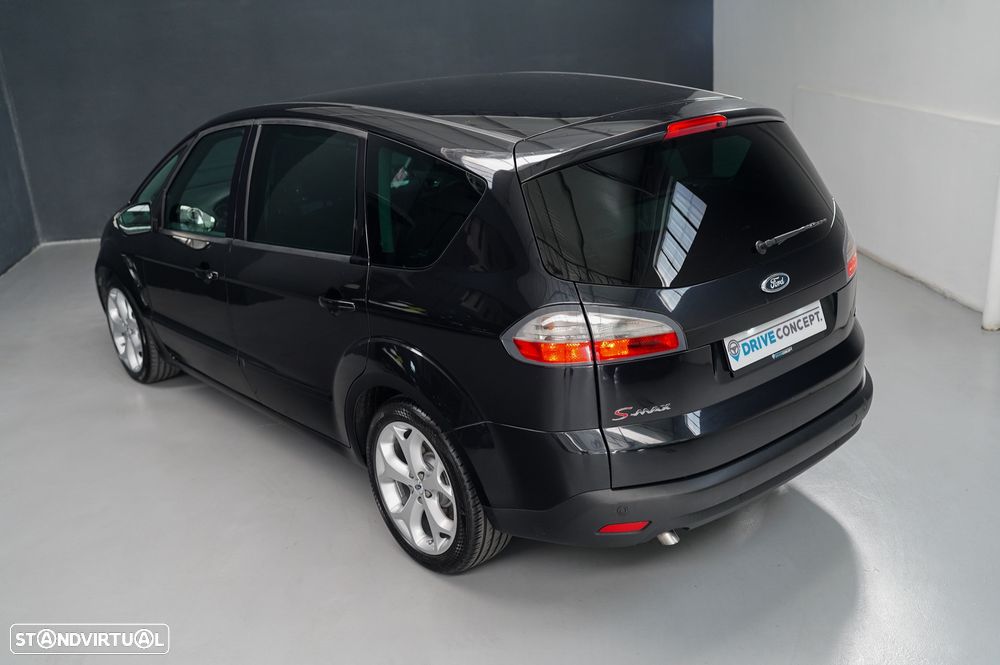 Ford S-Max 1.8 TDCi Titanium 7L - 29