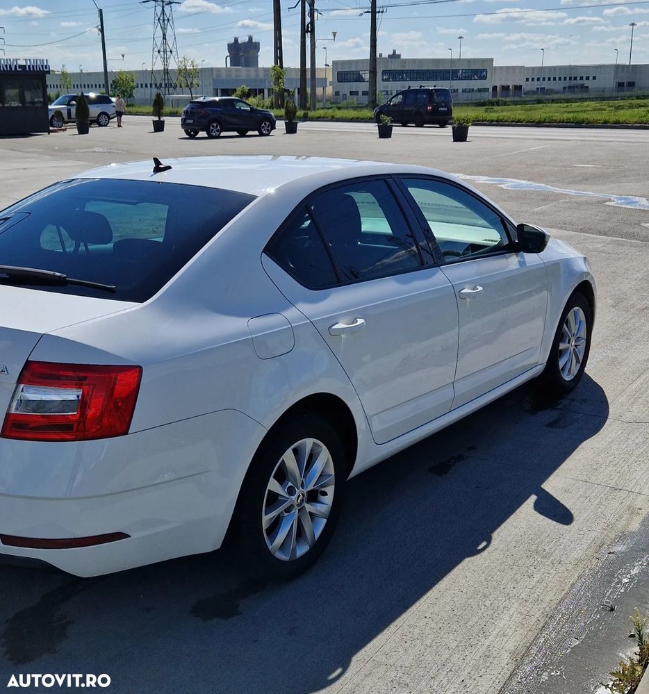 Skoda Octavia 1.6 TDI Active - 4