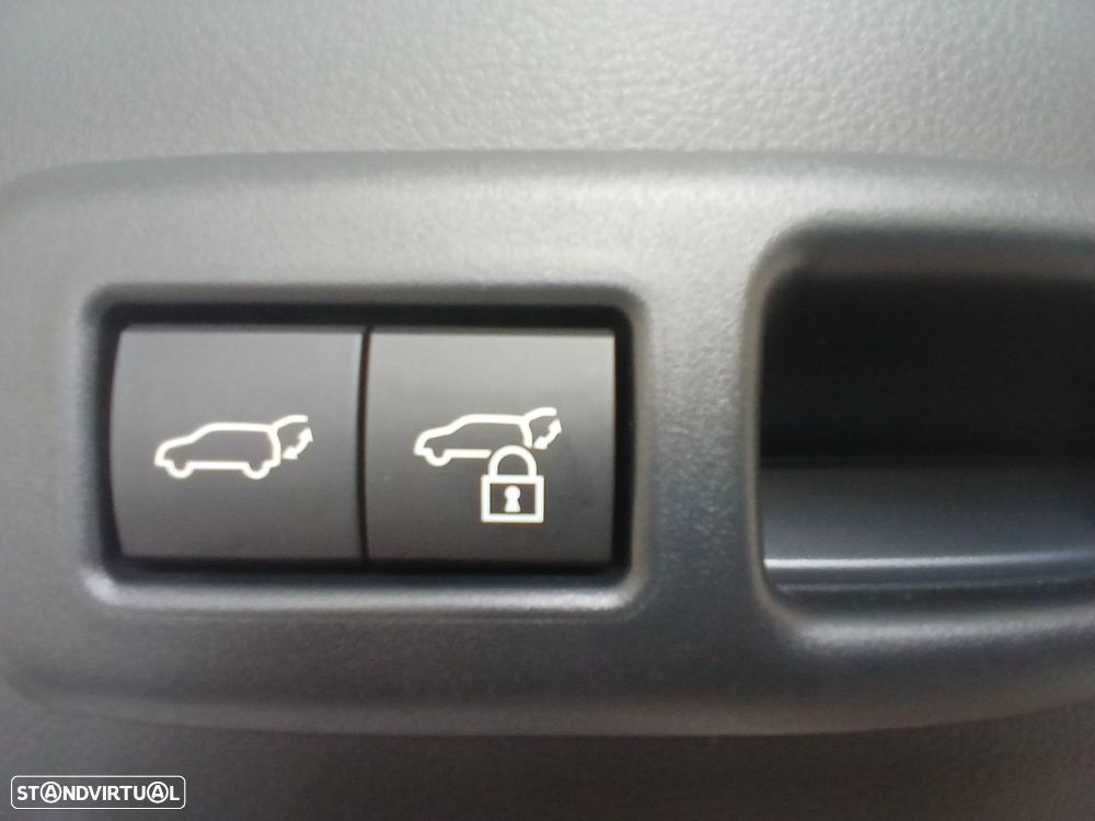 Lexus LBX Relax - 12