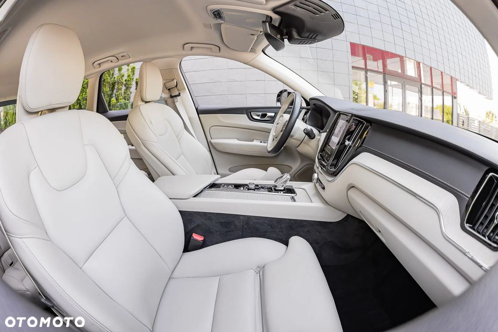 Volvo XC 60 B4 B Inscription - 13