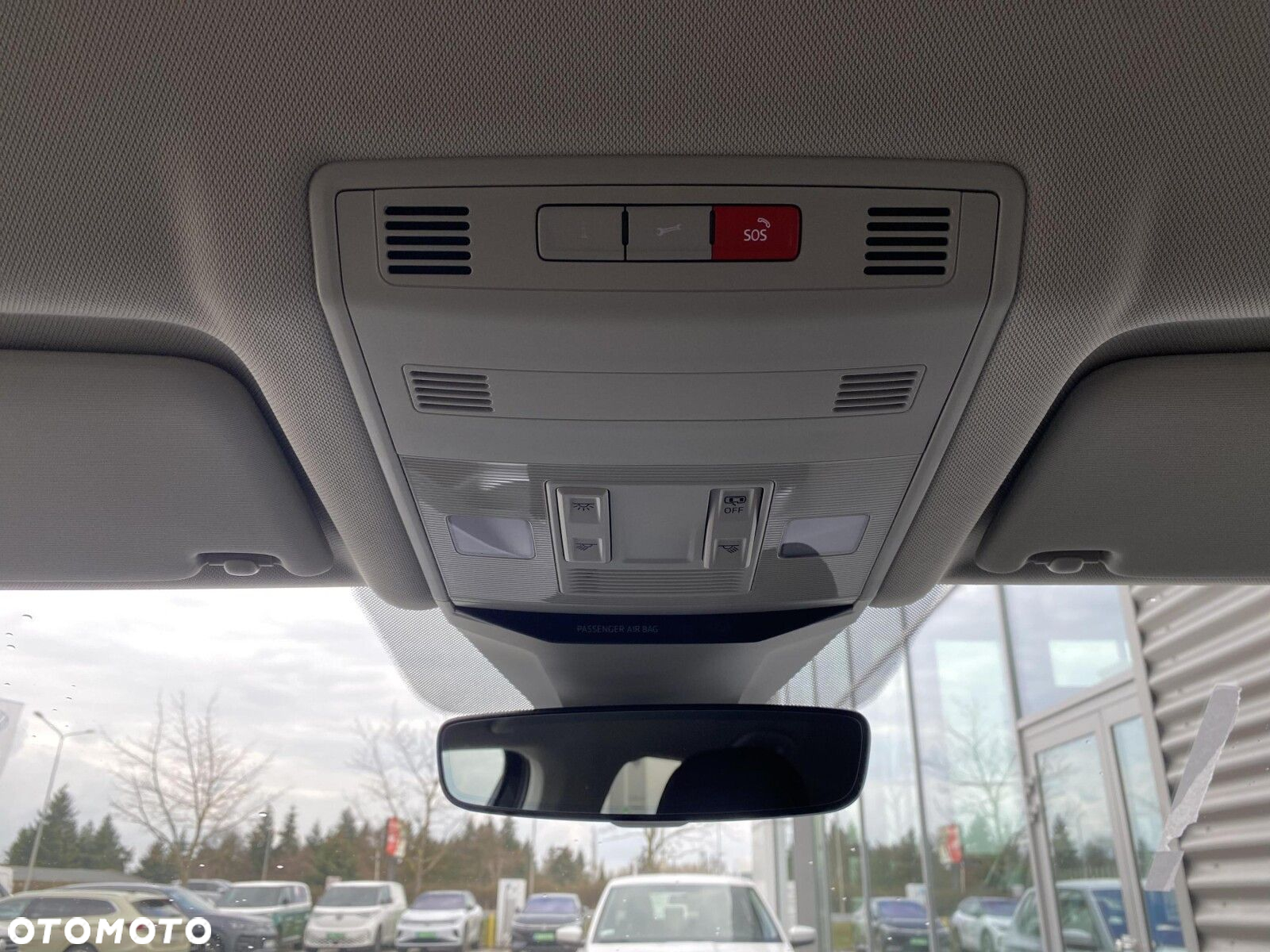 Volkswagen T-Roc - 23