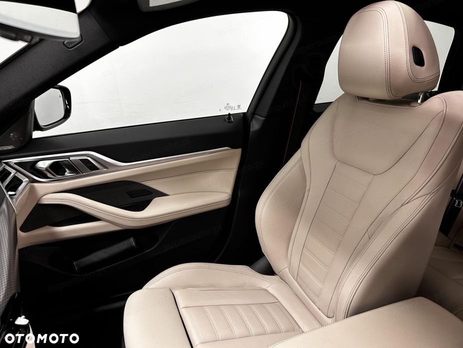 BMW Seria 4 M440i xDrive mHEV - 8