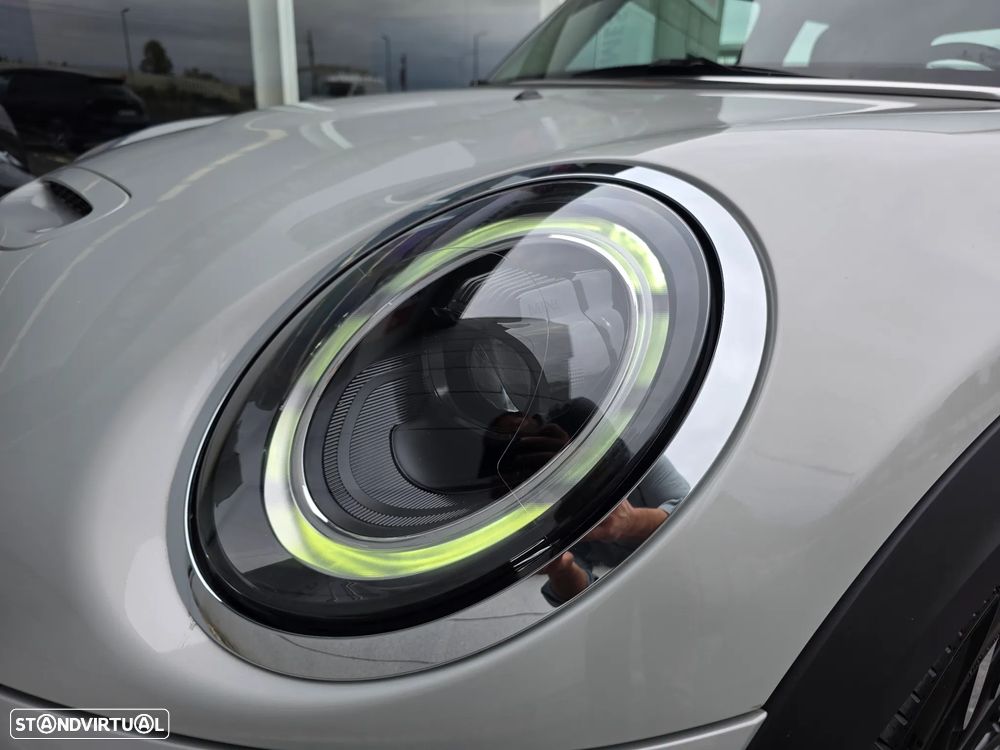 MINI 3 Portas Cooper SE Classic - 7