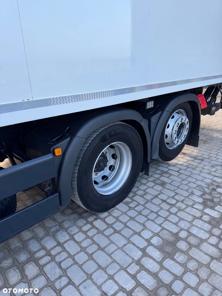 MAN TGS 26.400 Chłodnia Winda Stan Idealny !! - 11