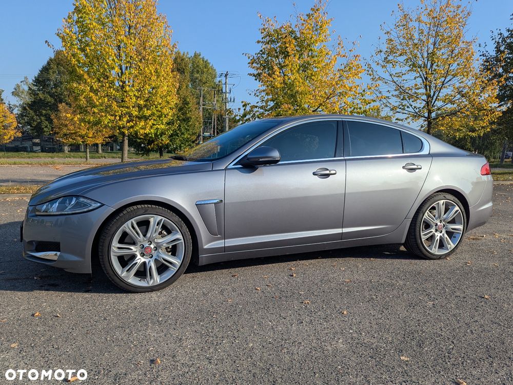 Jaguar XF 3.0 V6 S Premium Luxury - 4