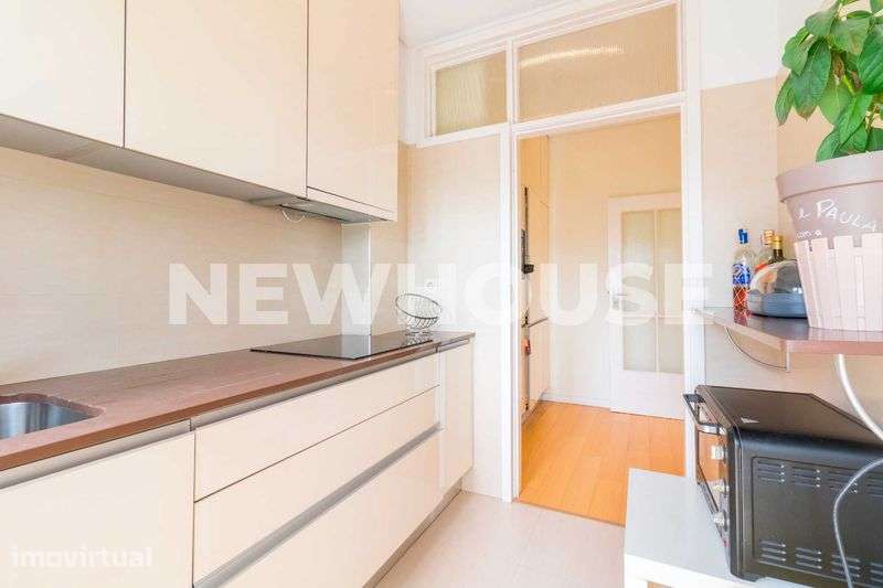 Apartamento T2 junto ao Jardim de Arca d’Água - Grande imagem: 2/11