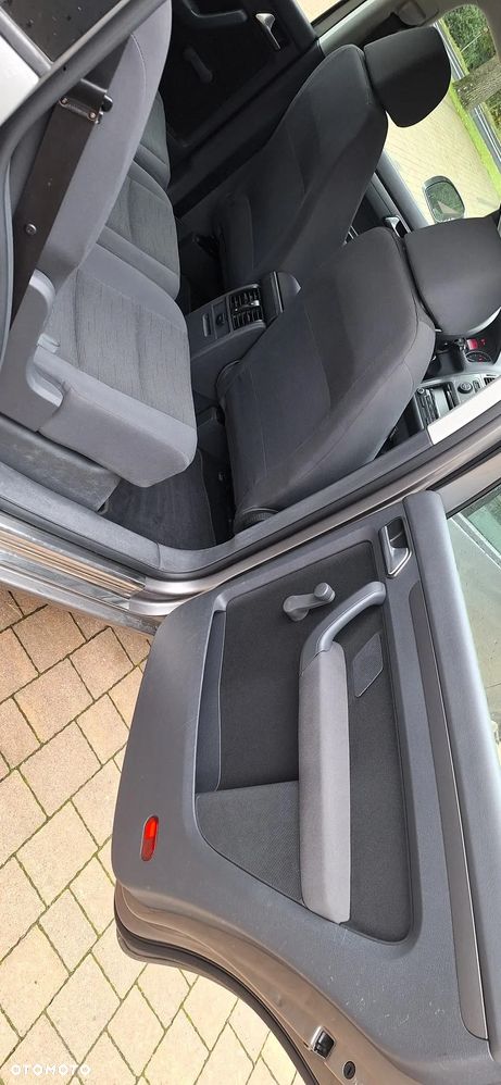 Volkswagen Touran 1.4 TSI Comfortline - 14