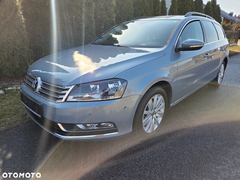 Volkswagen Passat - 2