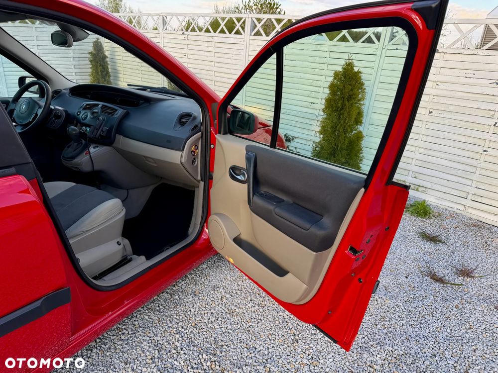 Renault Scenic 2.0 16V Dynamique - 26