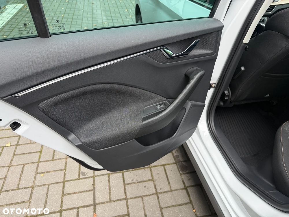 Skoda Kamiq 1.0 TSI Style DSG - 14