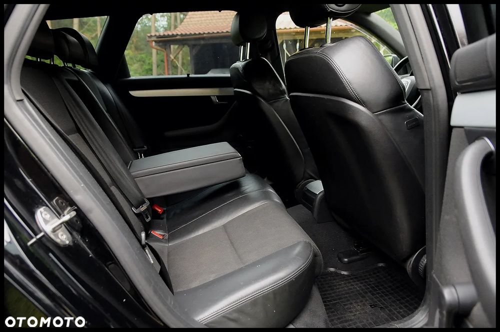 Audi A4 Avant - 30