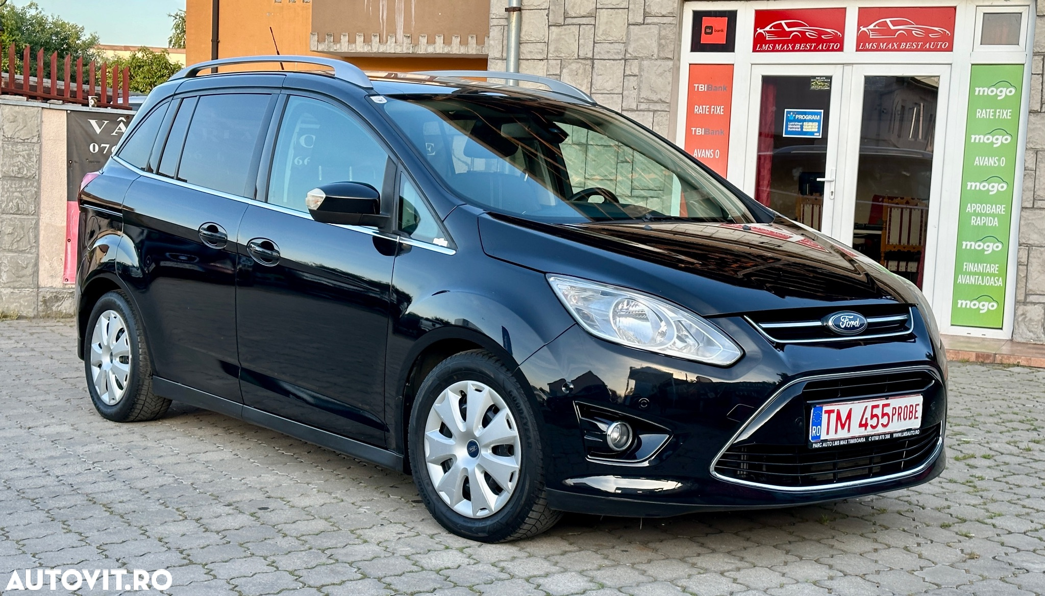 Ford Grand C-Max 1.6 TDCi Titanium - 24