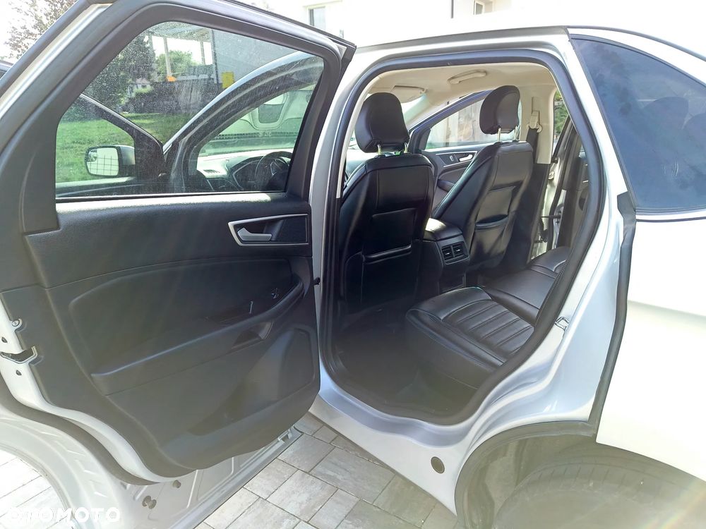Ford Edge - 11