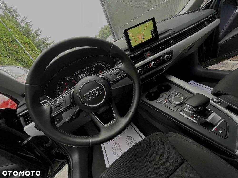 Audi A4 Avant 2.0 TDI ultra S tronic design - 30