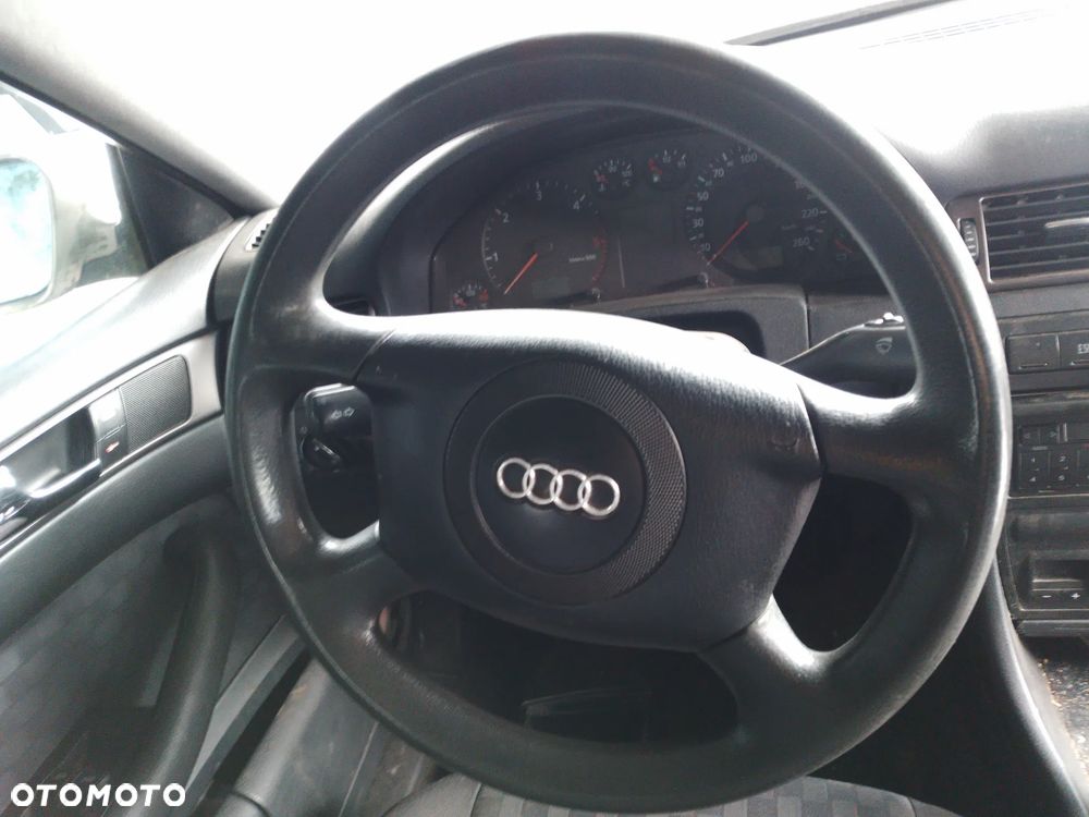 AUDI A6 C5 1.9 TDI AJM 97-01 - RADIO CHORUS (LY1T) - 12