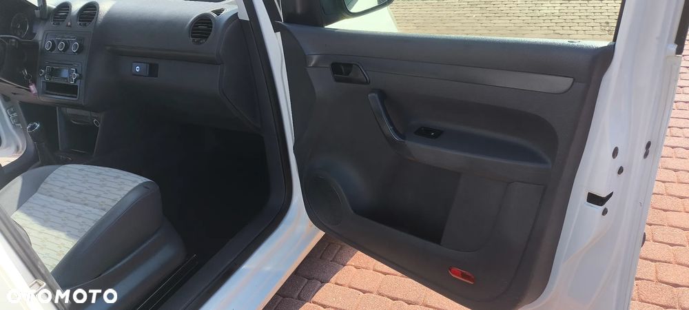 Volkswagen Caddy - 11