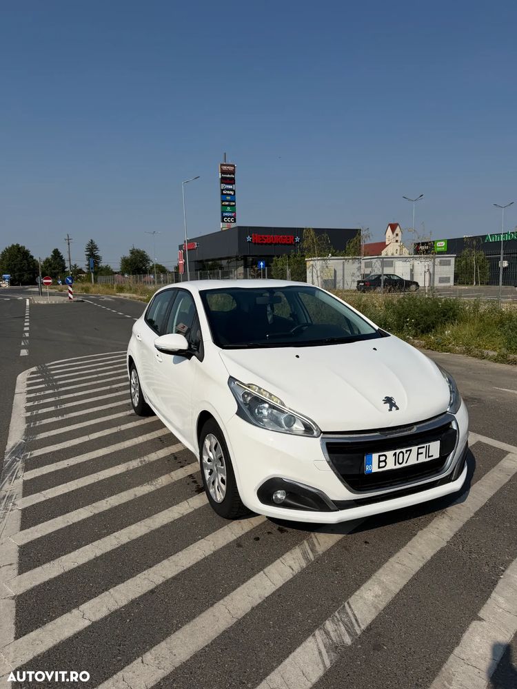 Peugeot 208 1.6 BlueHDi FAP Style - 4