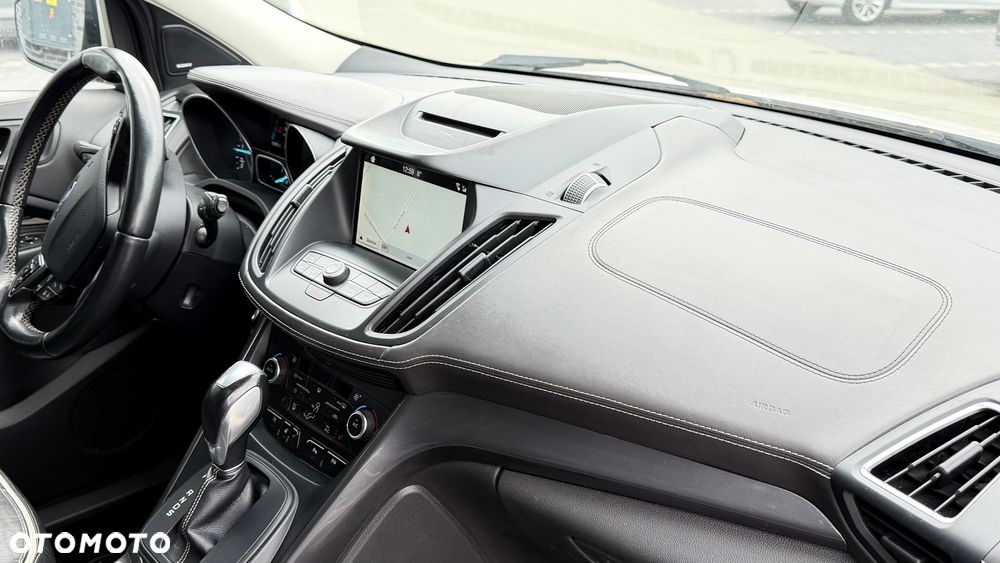 Ford Kuga 2.0 TDCi 4x4 Vignale - 25